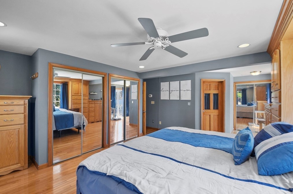 325 Mendall Rd, New Bedford MA 02743-1211 exterior