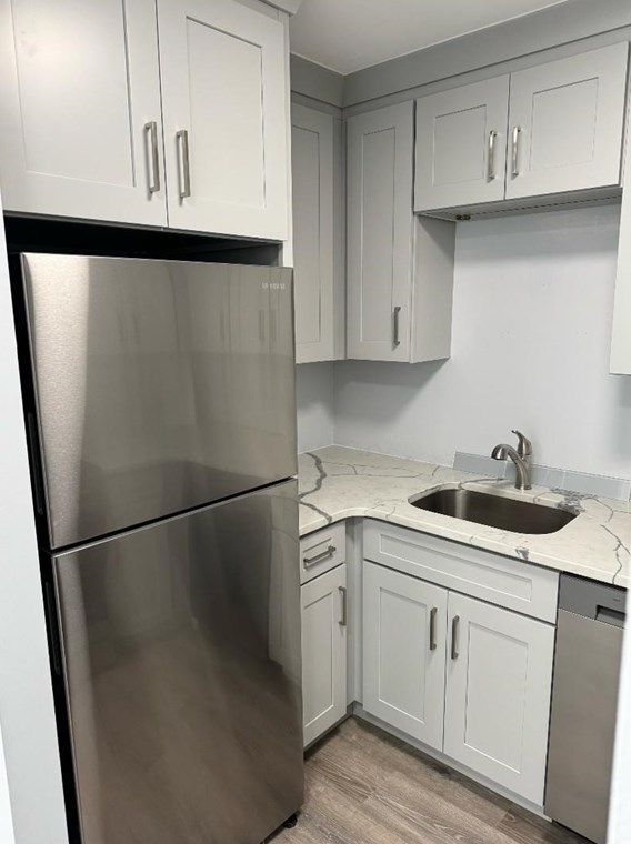 90 Quincy Shore Dr, Quincy MA 02171-2900 exterior