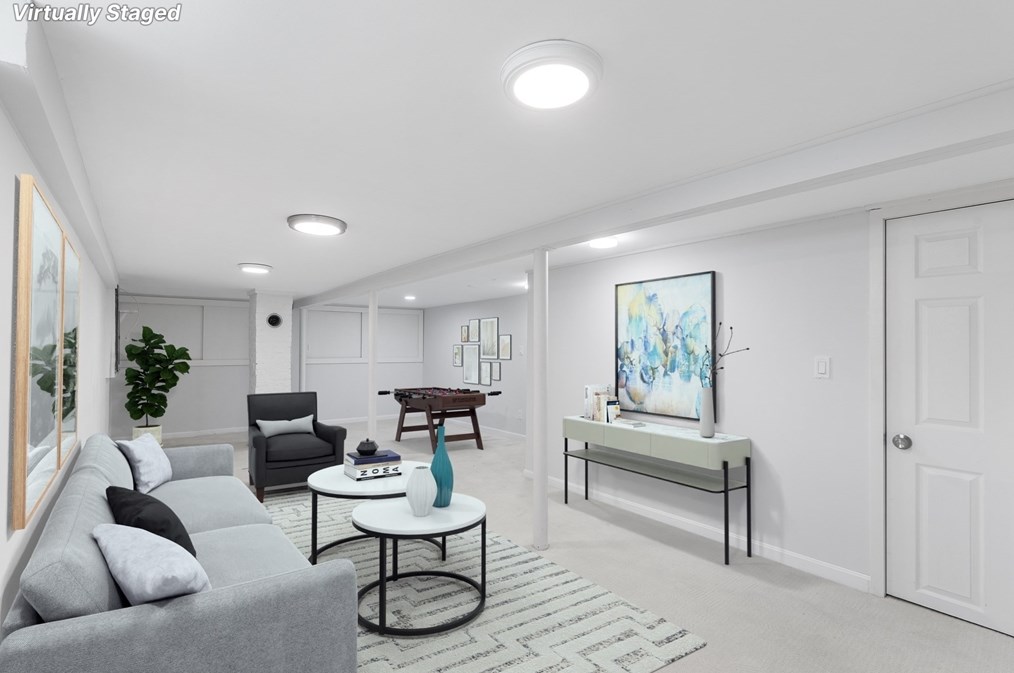 56 Alden Ave, Dartmouth MA  02747-2319 exterior