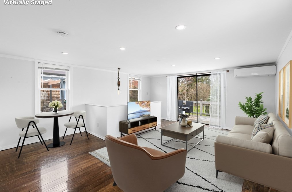 56 Alden Ave, Dartmouth MA  02747-2319 exterior