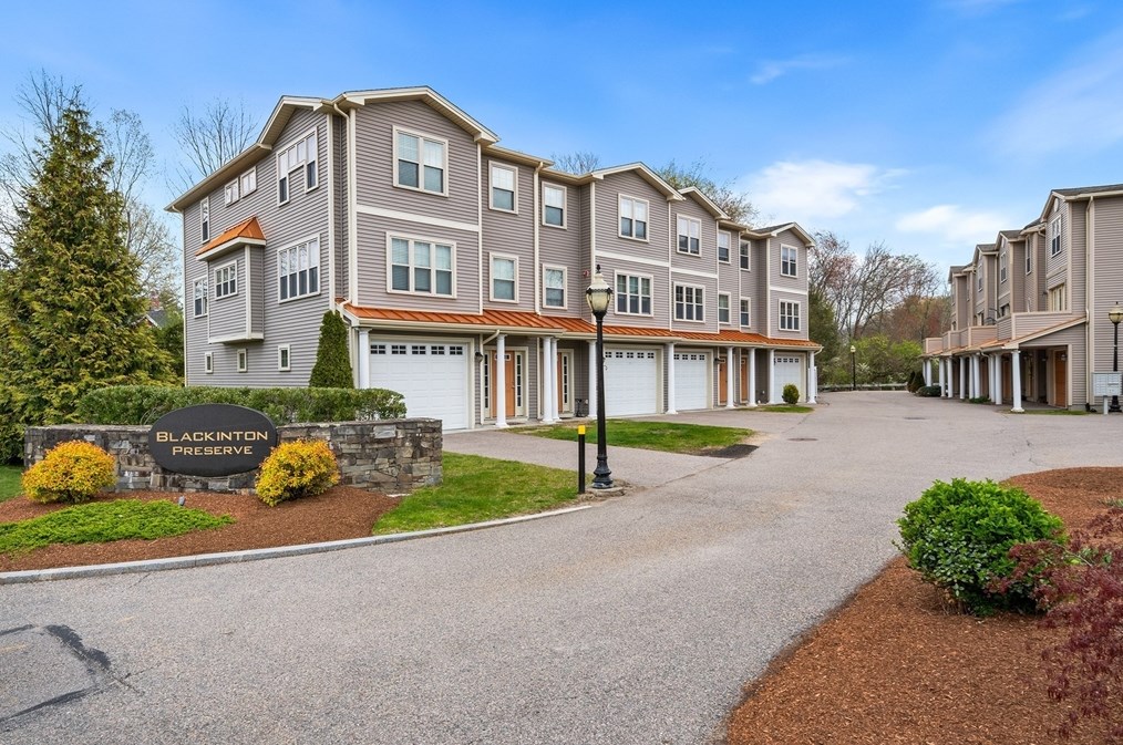 74 West St, Attleboro MA  02703-1658 exterior