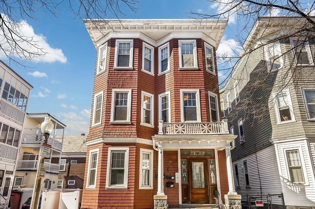 10 Ticknor St, Boston MA  exterior