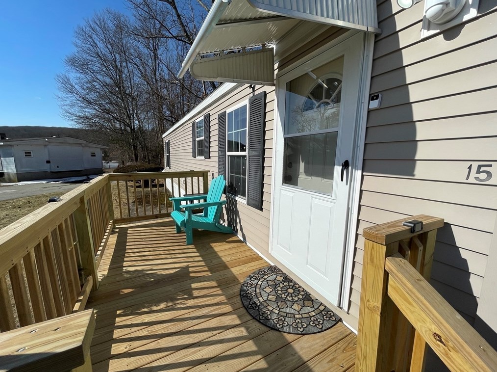 751 Washington St, Auburn MA  01501-2741 exterior