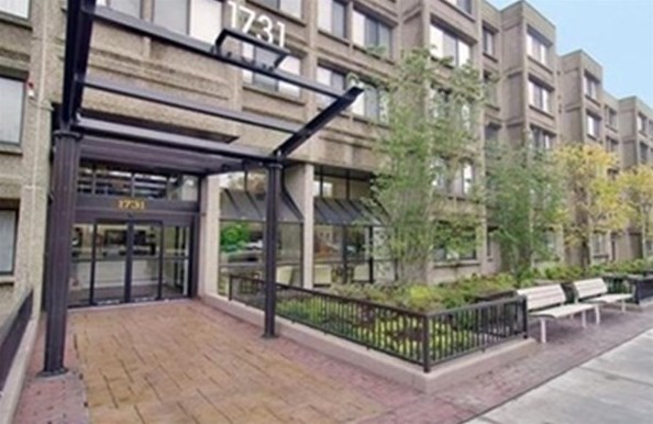 1731 Beacon St, Brookline MA 02445-5322 exterior