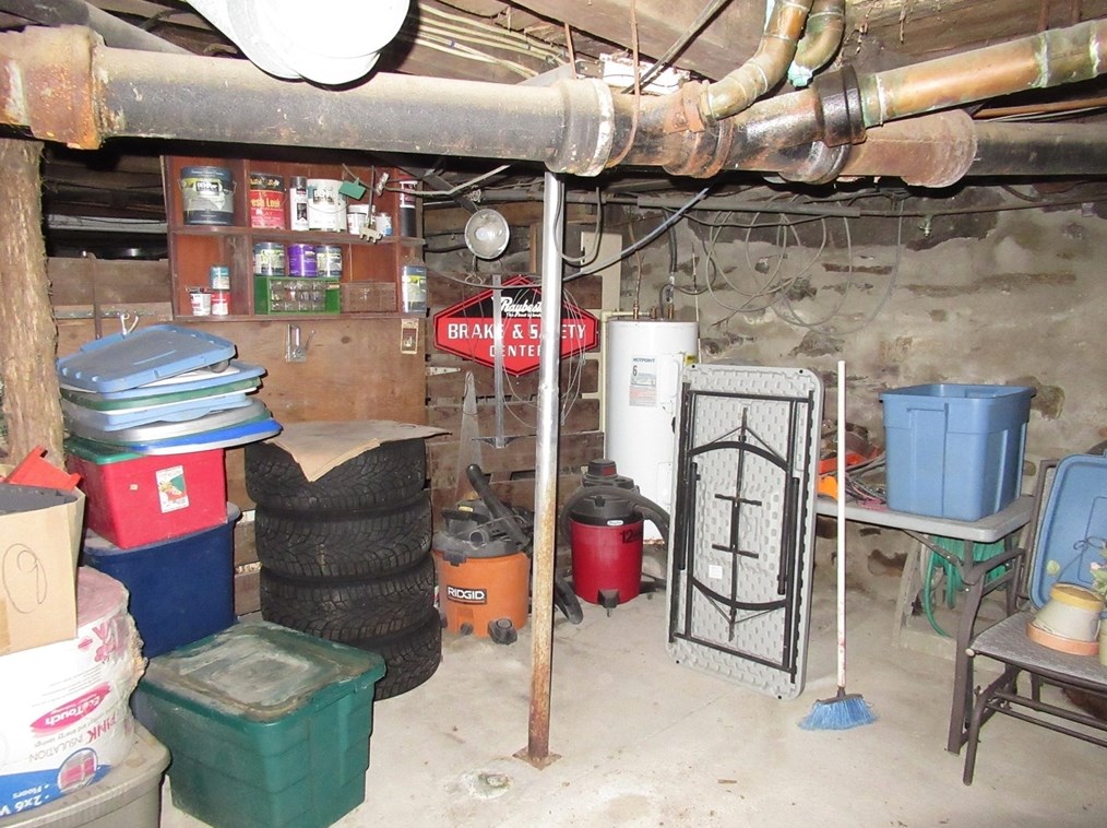 266 Palmer Rd, Monson MA  01057-9517 exterior