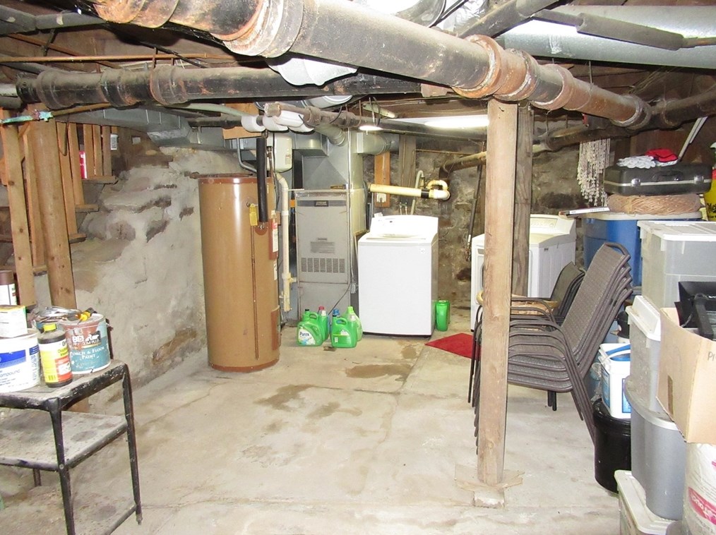 266 Palmer Rd, Monson MA  01057-9517 exterior