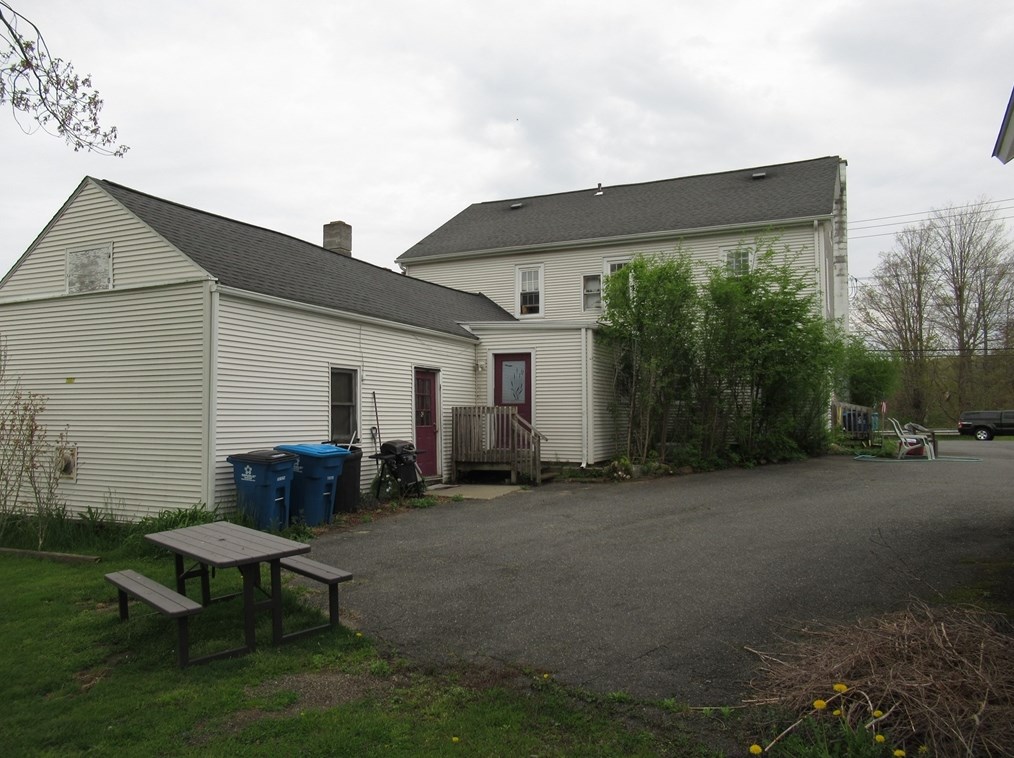 266 Palmer Rd, Monson MA  01057-9517 exterior