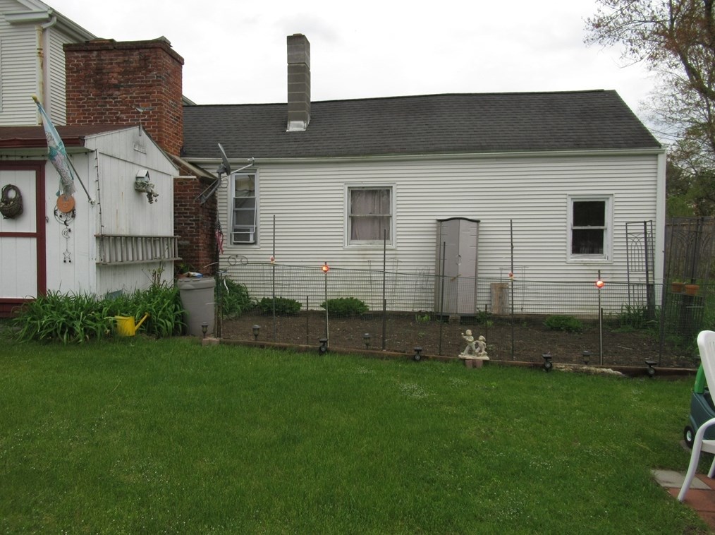 266 Palmer Rd, Monson MA  01057-9517 exterior