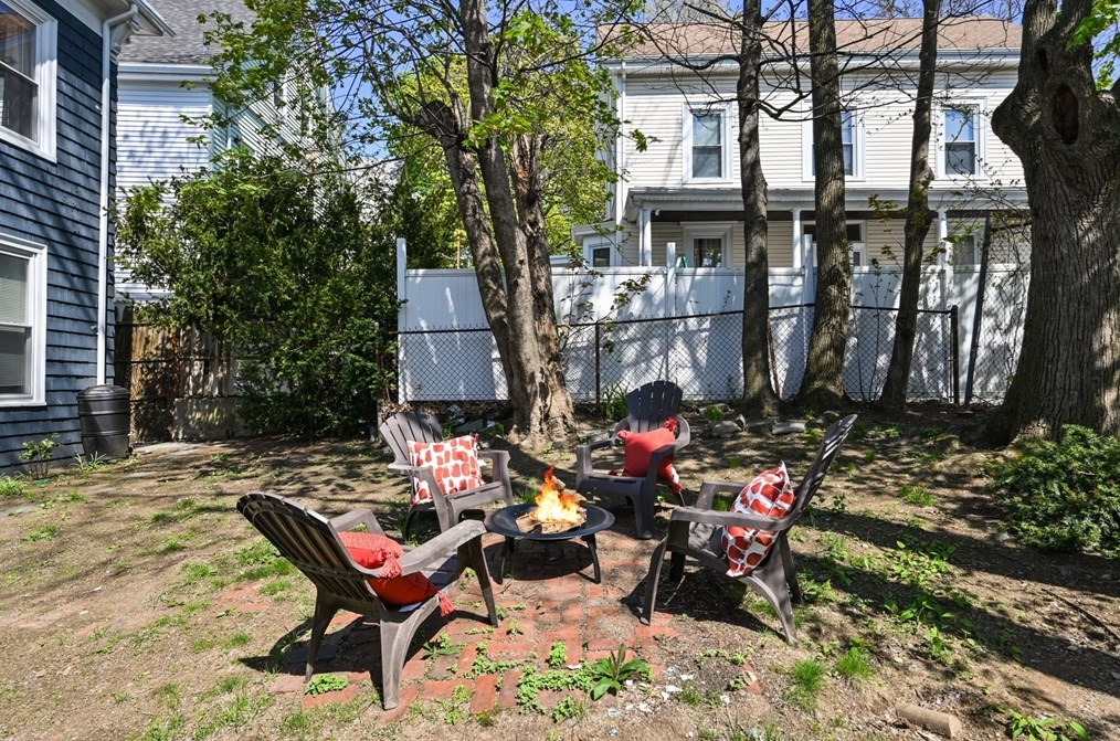 5 Acorn St, Malden MA 02148-7601 exterior