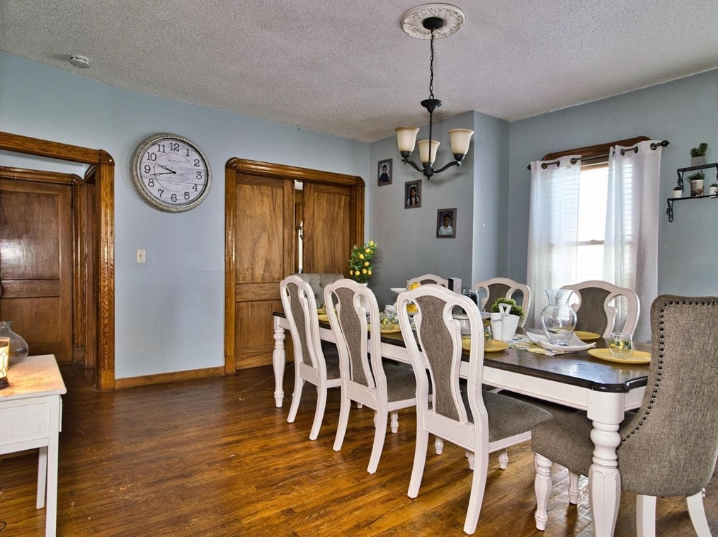 1 Stapleton St, New Bedford MA  02744-1111 exterior