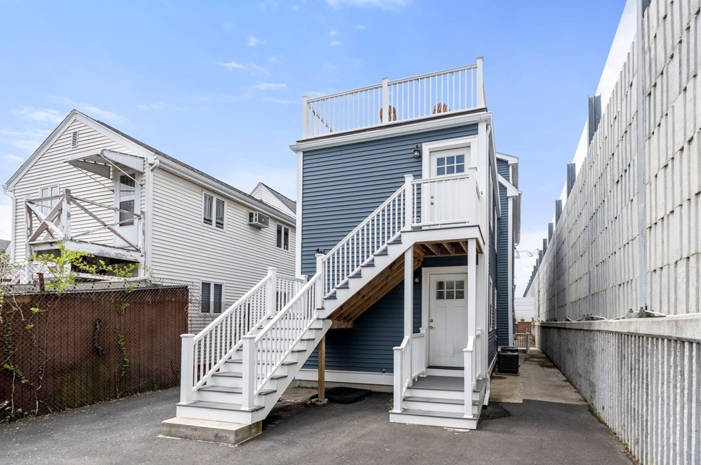 41 Horace St, Somerville MA exterior