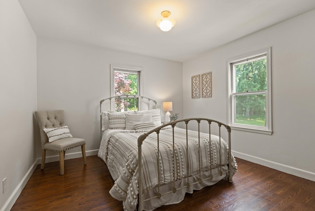 342 Bullard St, Holden MA 01520-2128 exterior