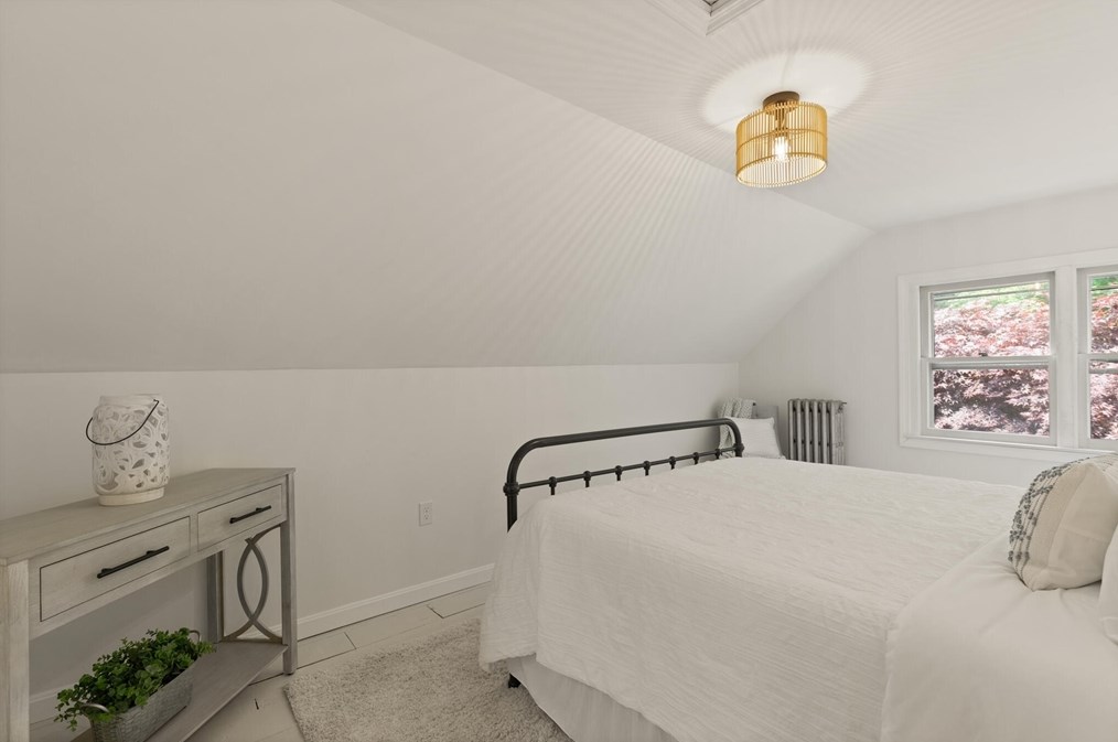 342 Bullard St, Holden MA 01520-2128 exterior