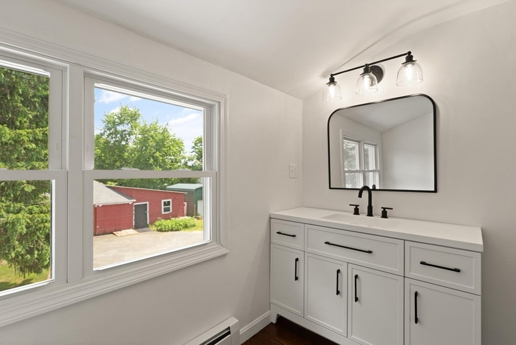 342 Bullard St, Holden MA 01520-2128 exterior