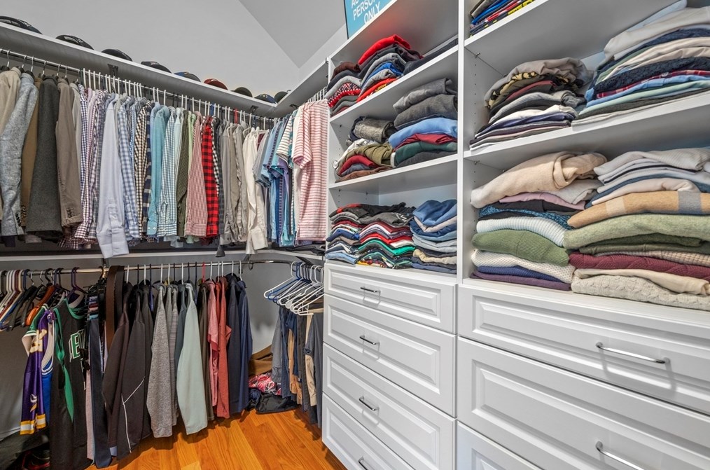 7 Douglas Ave, Burlington MA  exterior