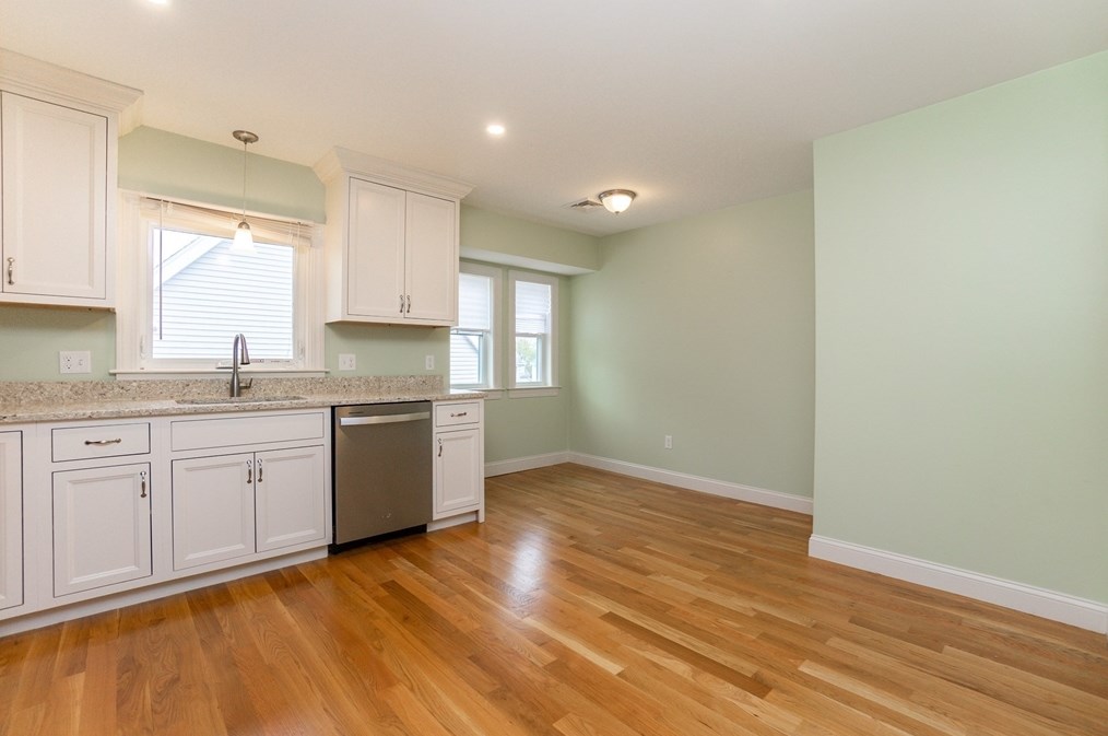 20 Janet Rd, Quincy MA 02170-3906 exterior