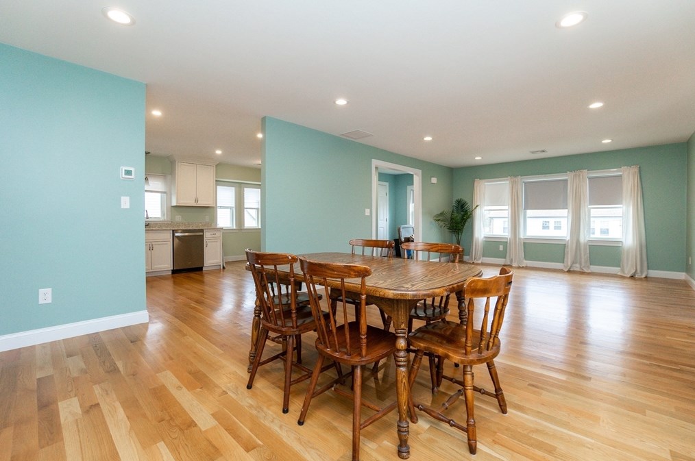 20 Janet Rd, Quincy MA 02170-3906 exterior