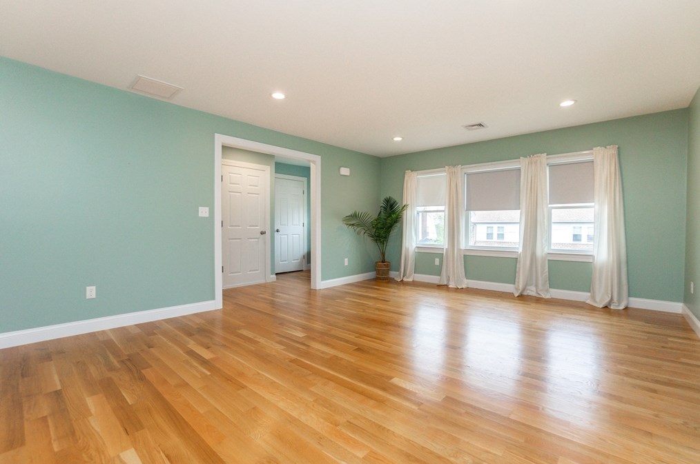 20 Janet Rd, Quincy MA 02170-3906 exterior