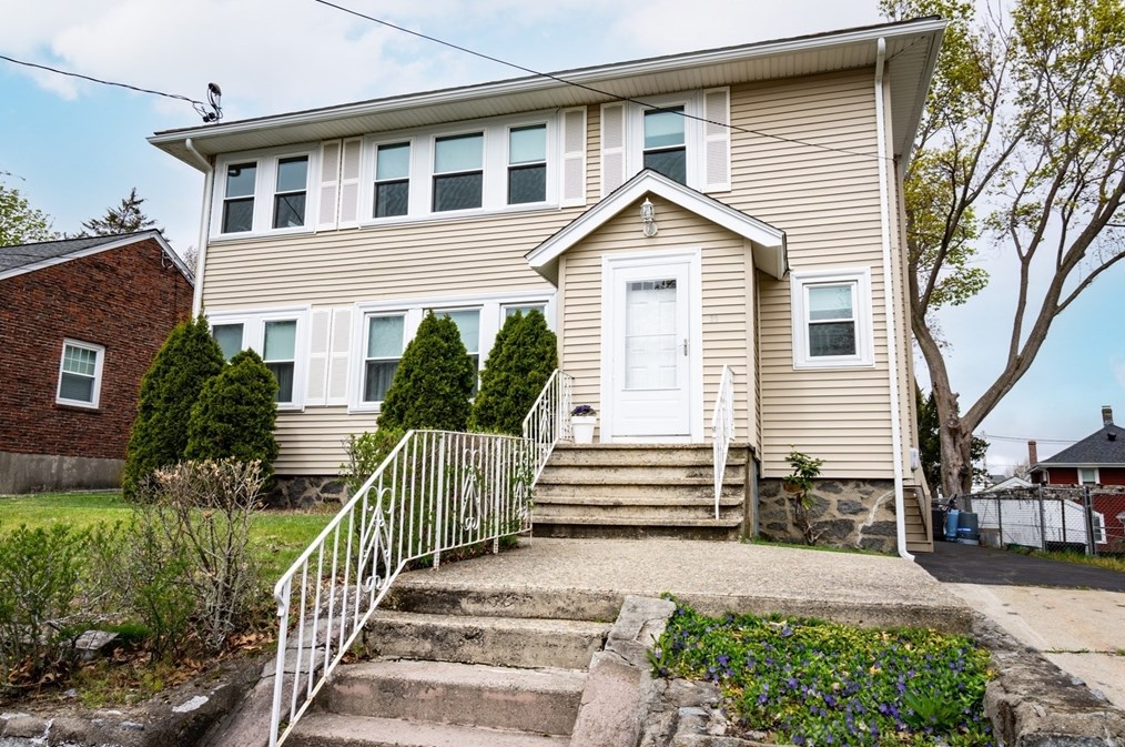 20 Janet Rd, Quincy MA 02170-3906 exterior