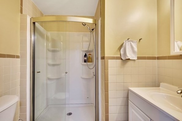 86 Kinnaird St, Cambridge MA  02139-3153 exterior