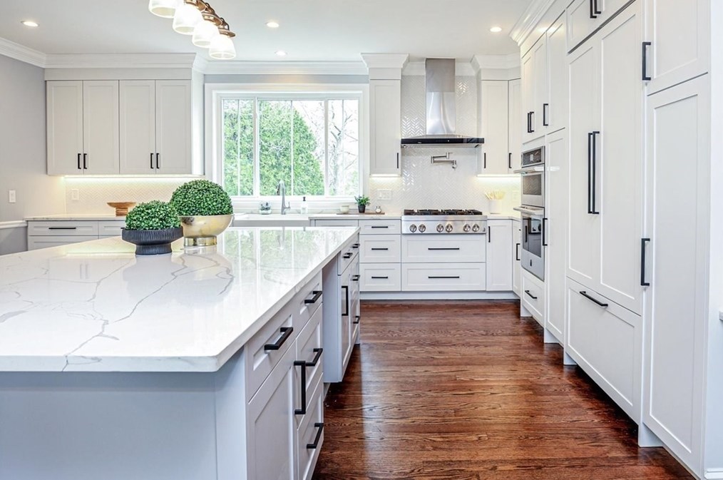 113 Hunnewell St, Needham MA 02494-1809 exterior