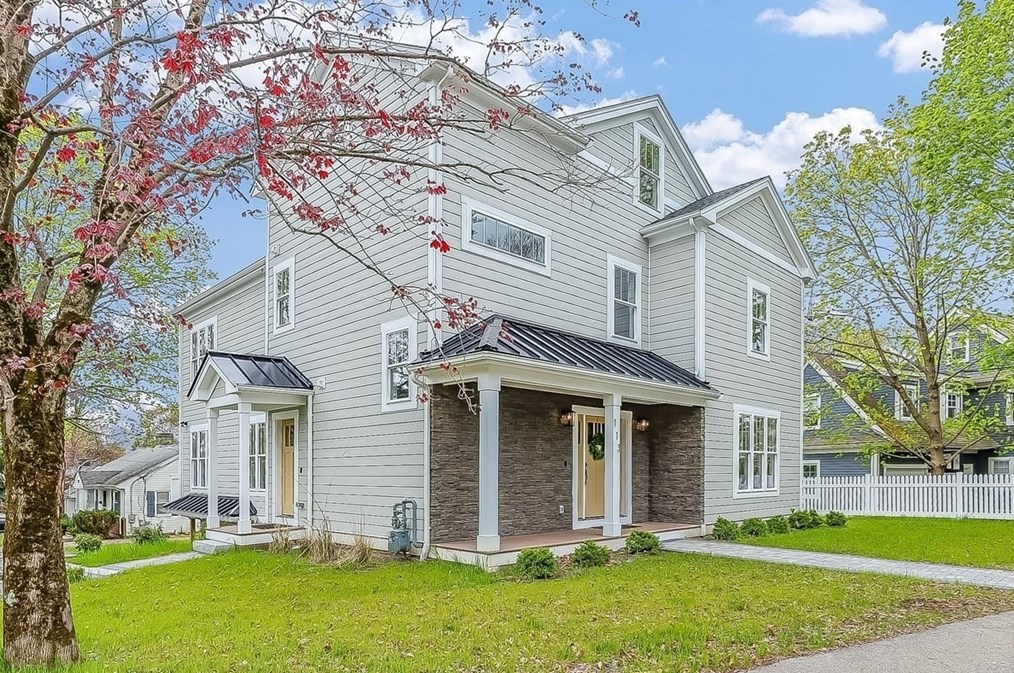 113 Hunnewell St, Needham MA 02494-1809 exterior