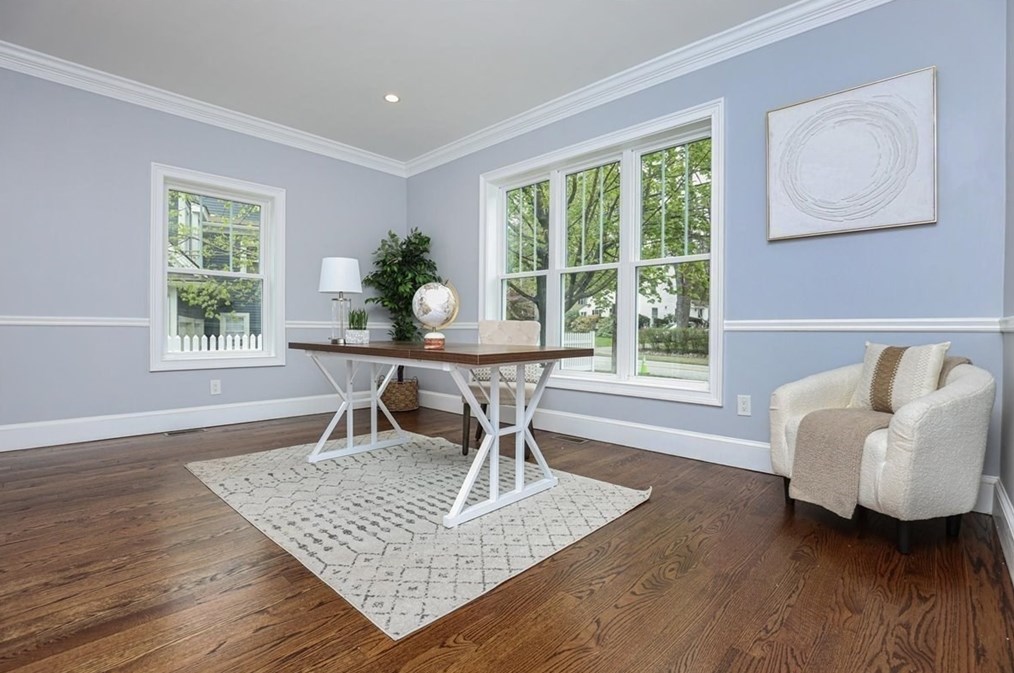 113 Hunnewell St, Needham MA 02494-1809 exterior