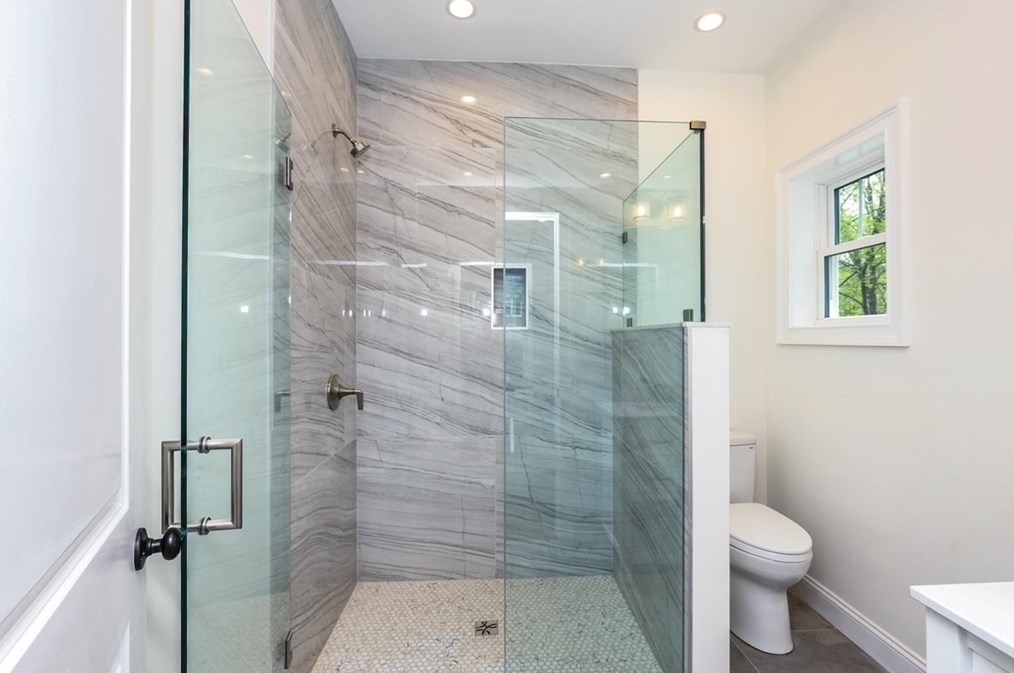 113 Hunnewell St, Needham MA 02494-1809 exterior