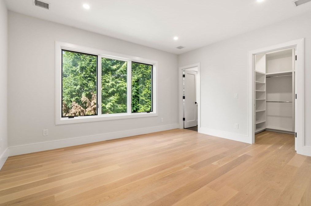 239 Jackson St, Newton MA 02459-2523 exterior