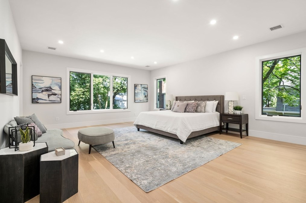 239 Jackson St, Newton MA 02459-2523 exterior