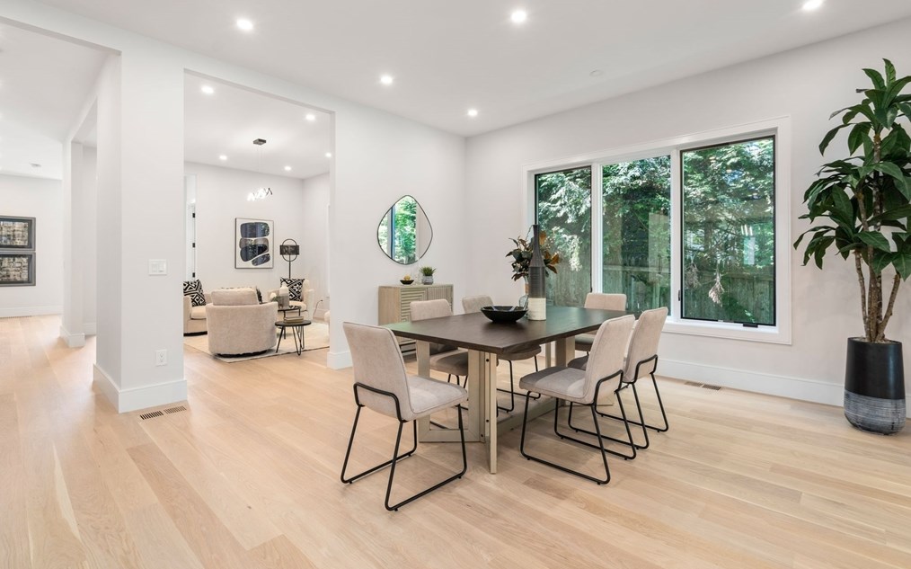 239 Jackson St, Newton MA 02459-2523 exterior