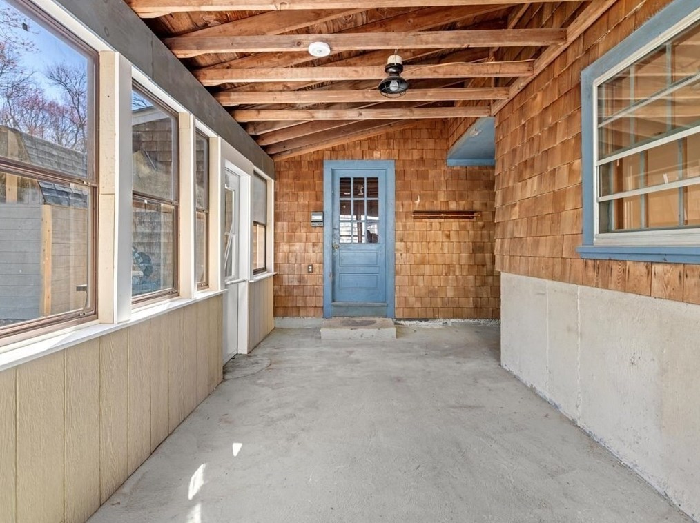 500 St, West Bridgewater MA 02379-1833 exterior