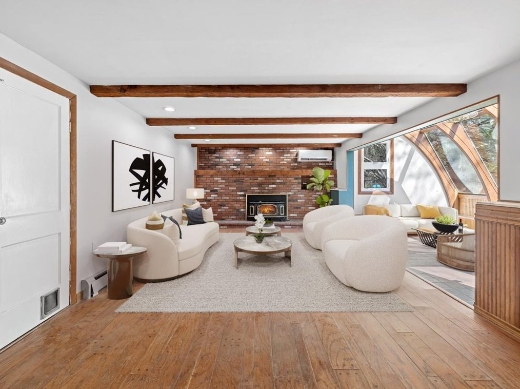 500 St, West Bridgewater MA 02379-1833 exterior