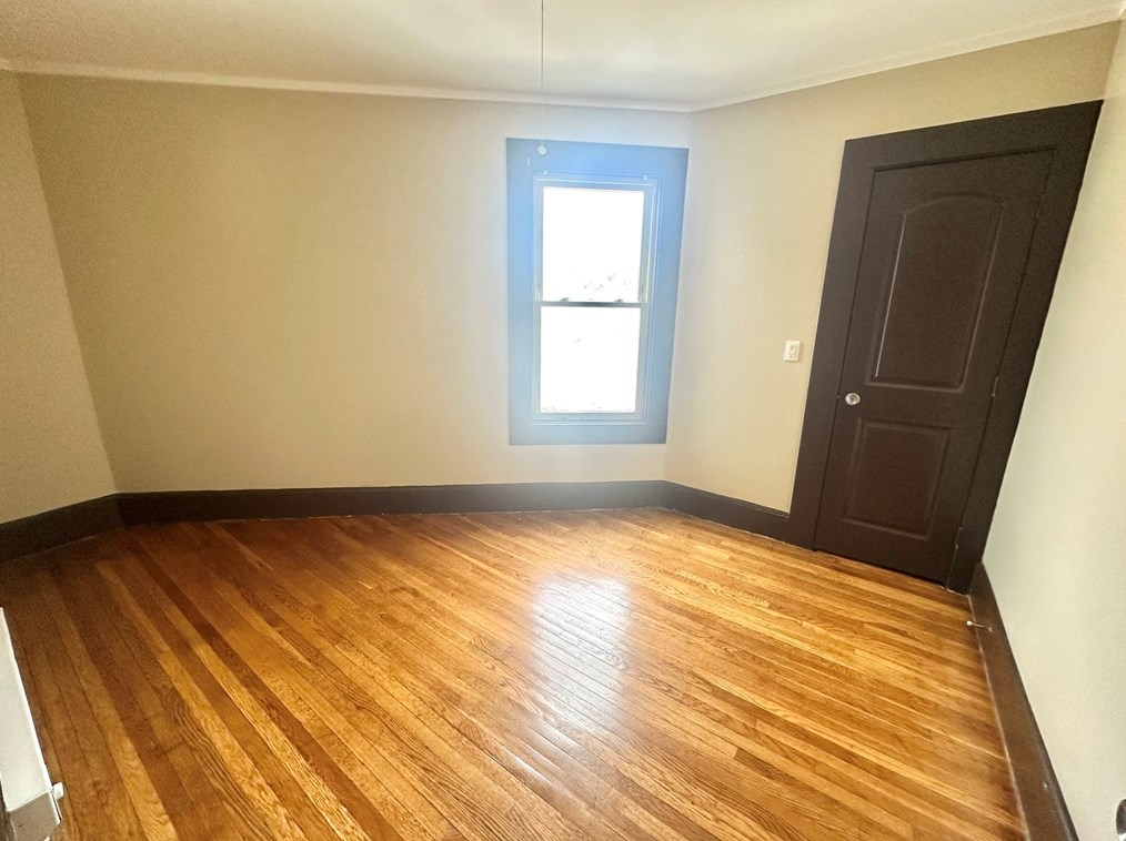 1060 Chicopee St, Chicopee MA 01013-2994 exterior