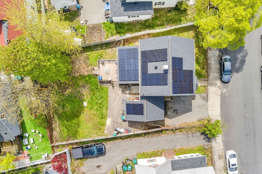 16 Howard St, Lynn MA  01902-3008 exterior