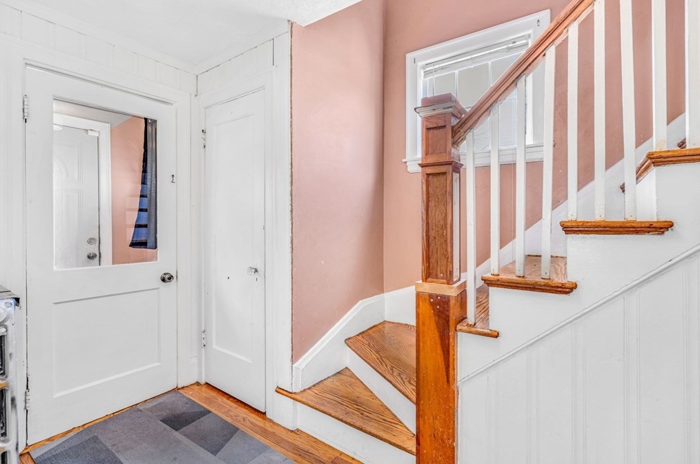 16 Howard St, Lynn MA  01902-3008 exterior