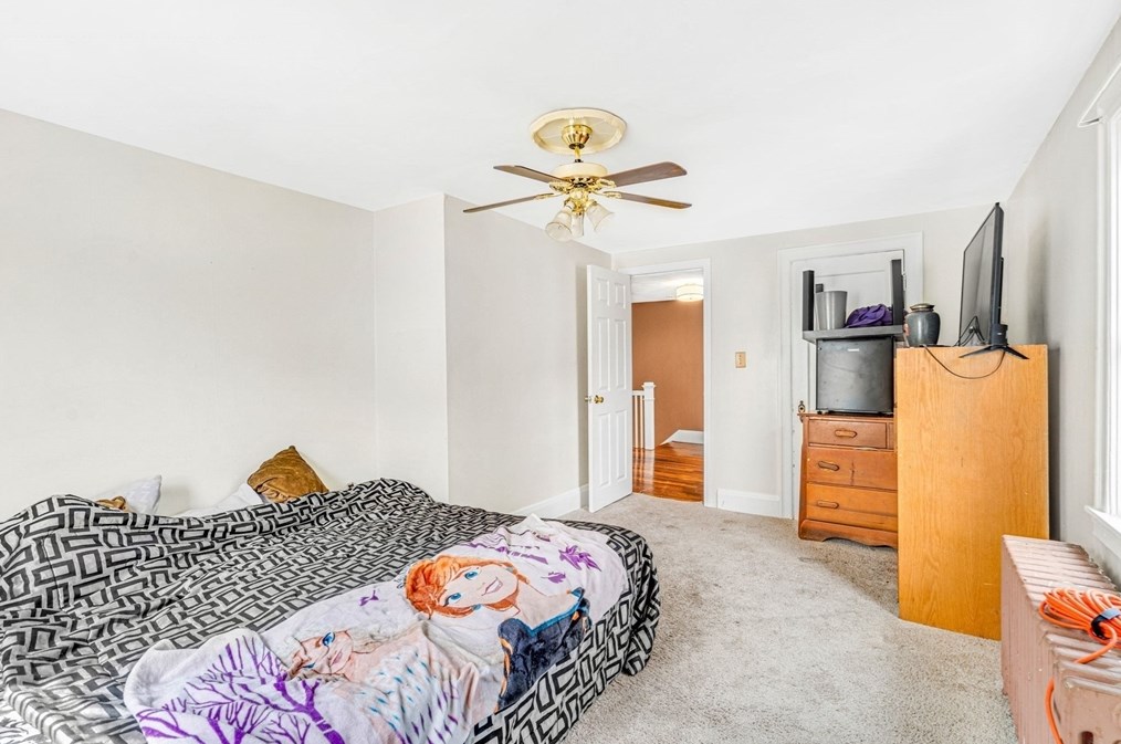 16 Howard St, Lynn MA  01902-3008 exterior