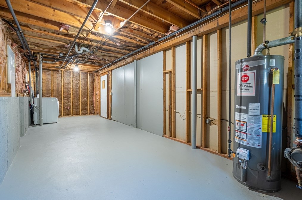 3 Hill Rd, Plymouth MA  02360-4628 exterior