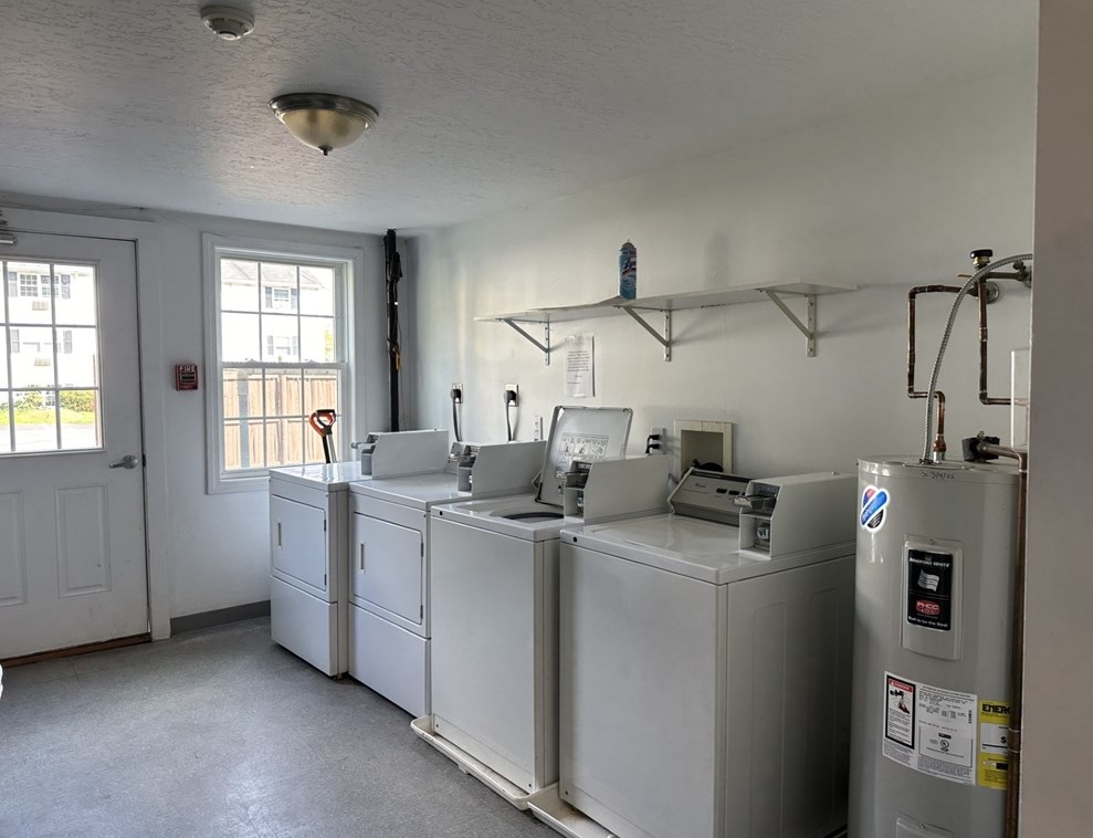 9 Bayberry Rd, Acton MA  01720-5634 exterior