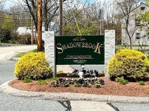 13 Shadowbrook Ln, Milford MA 01757-1138 exterior