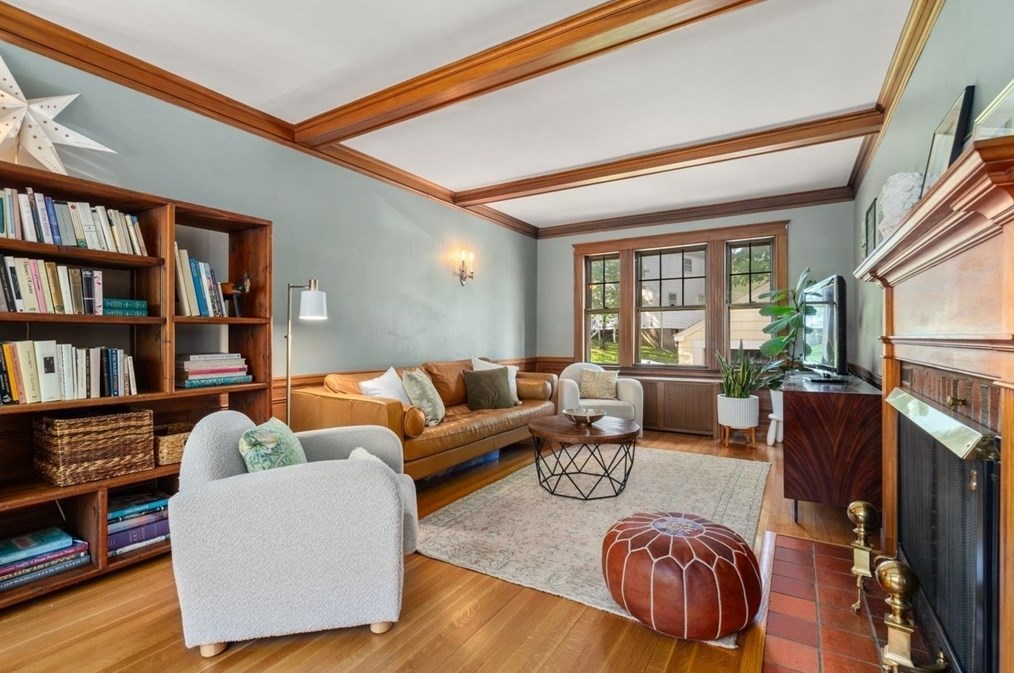 70 Vernon St, Newton MA 02458-2046 exterior