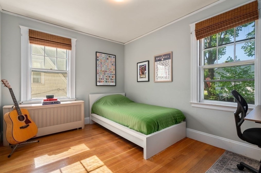 70 Vernon St, Newton MA 02458-2046 exterior