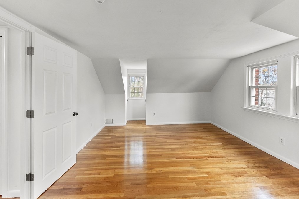 163 Lakeside Dr, East Bridgewater MA 02324-1019 exterior