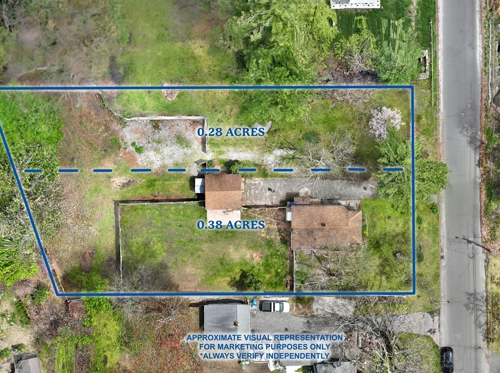 214 Parkerview St, Springfield MA  01129-1328 exterior