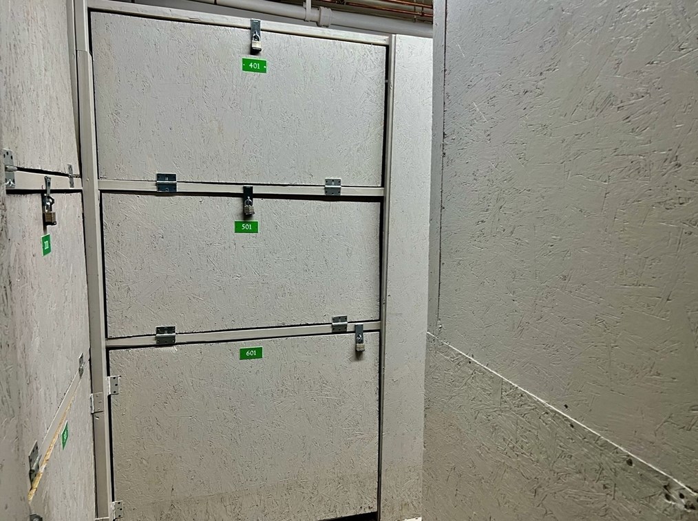 2 Hammond Pond Pkwy, Boston MA exterior