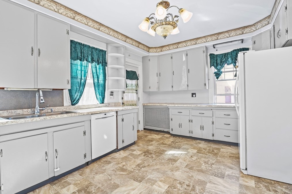 43 Willis St, New Bedford MA  02740-6751 exterior