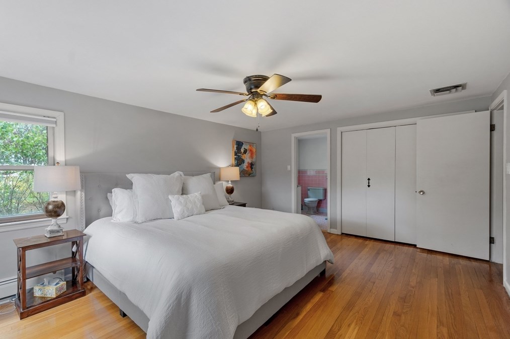 22 Ellis Dr, Worcester MA 01609-1423 exterior