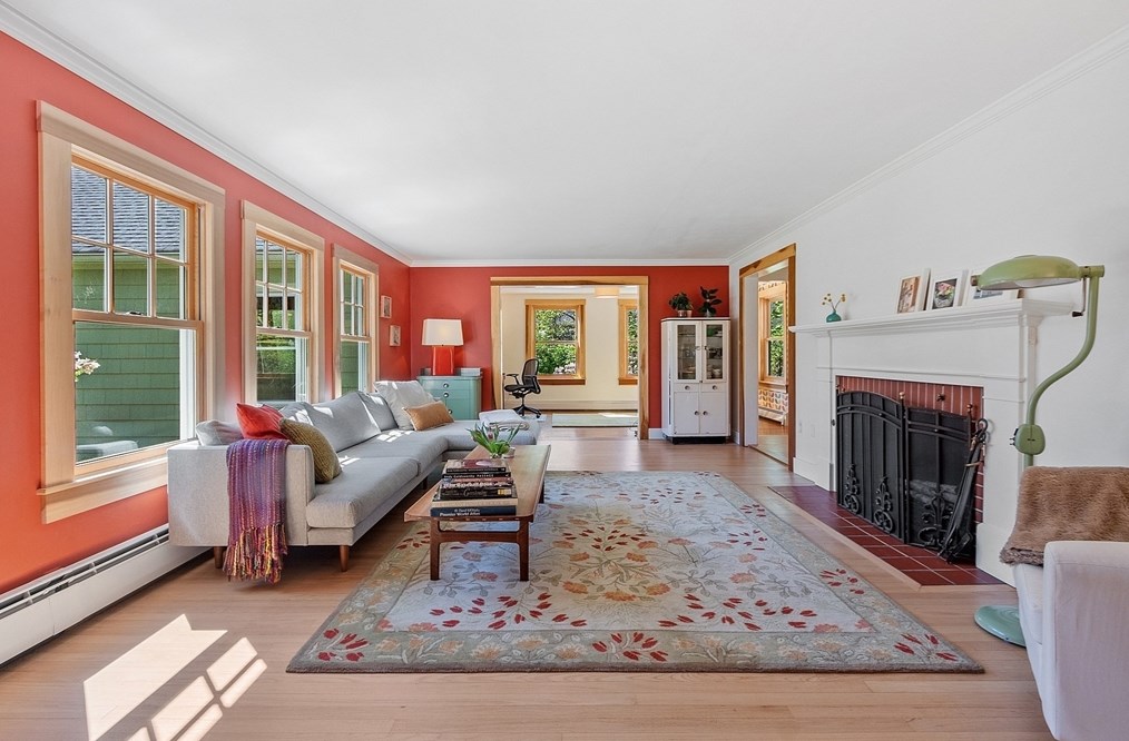 41 Taylor Rd, Acton MA 01720-4516 exterior