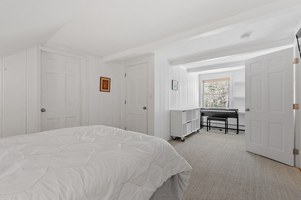 41 Taylor Rd, Acton MA 01720-4516 exterior