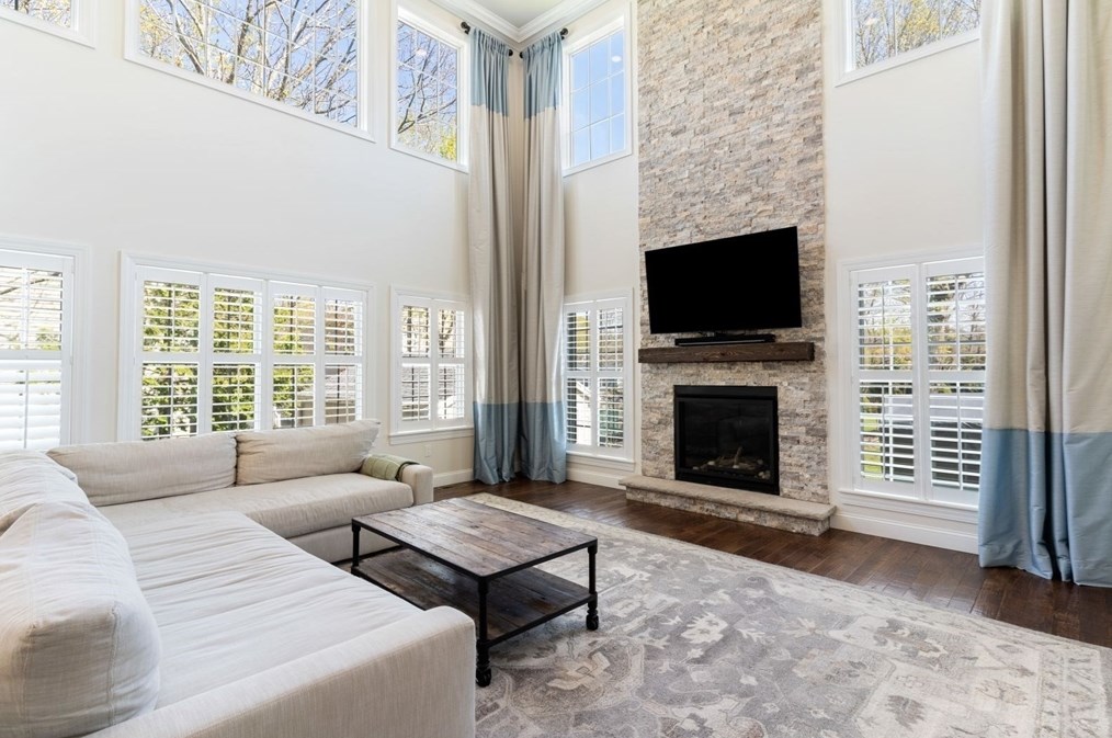 21 Clf Rd, Hingham MA 02043-1452 exterior